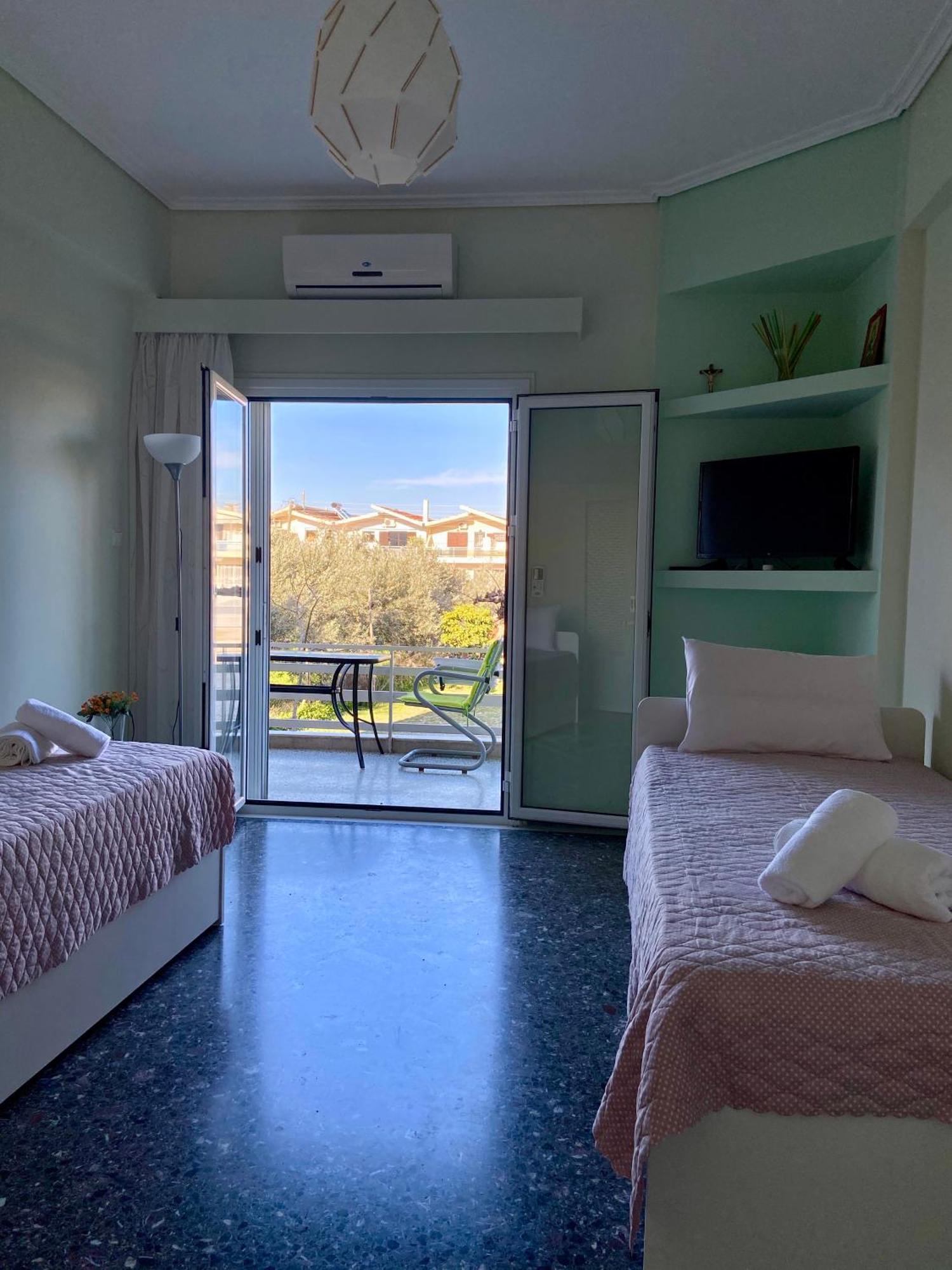 Mpanos Sea Apartment 1 Loutra Oraias Elenis Dış mekan fotoğraf